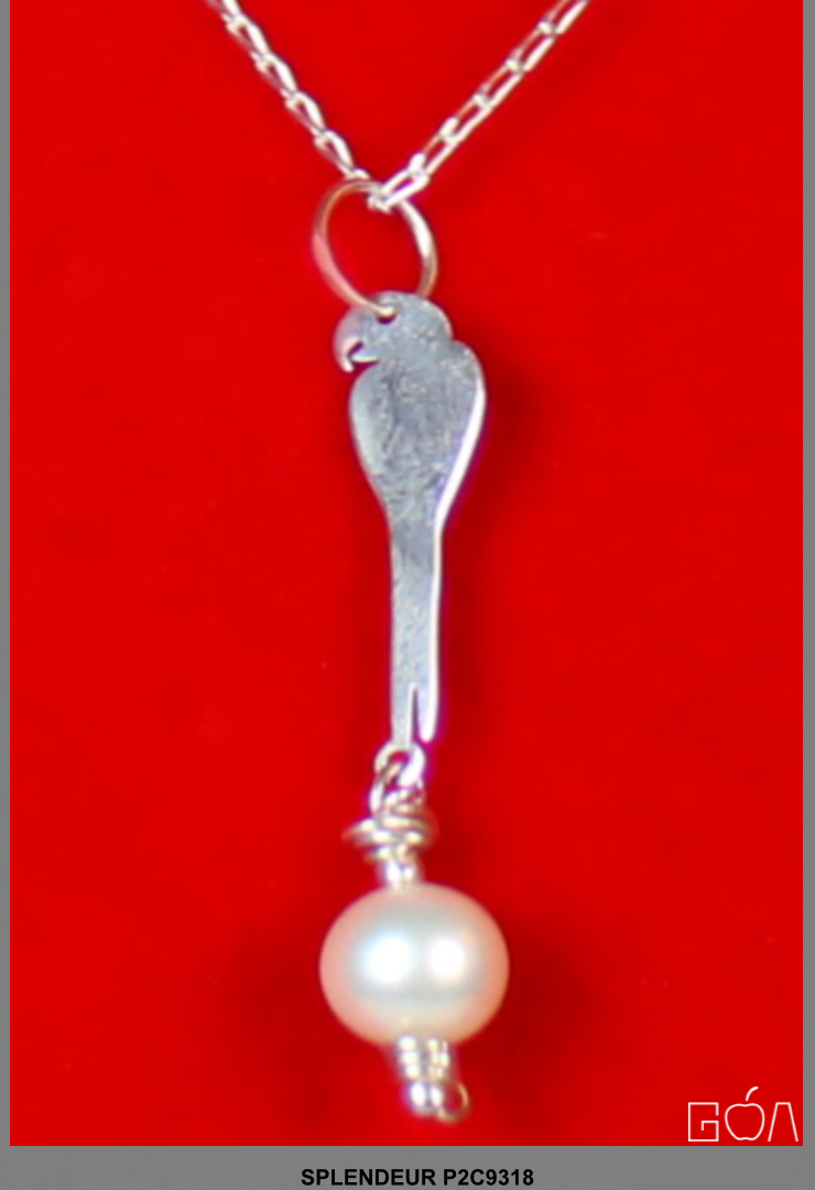 Pendentif perroquet