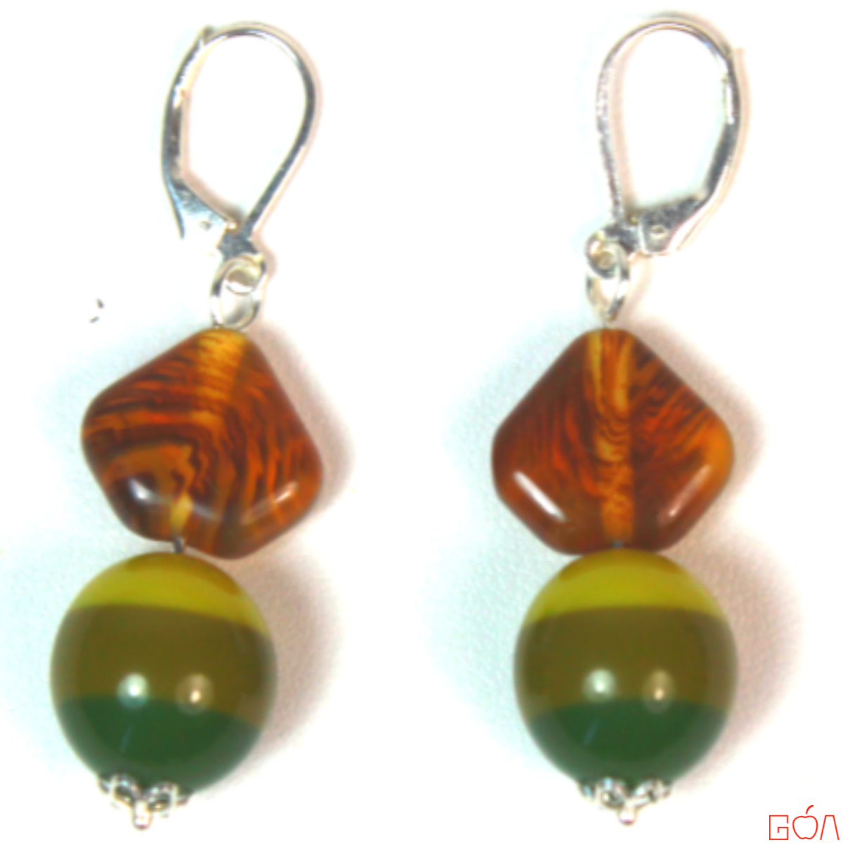 Boucles d'oreilles sur-mesure commandées par Yolande pour Doris - plat - 1200x1200 - RRG